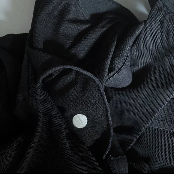 Lululemon Tank Top, Size 6 - Picture 5 of 6